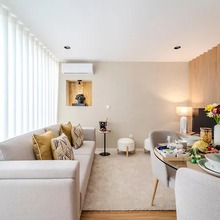 Апартаменты Seventy Four House
